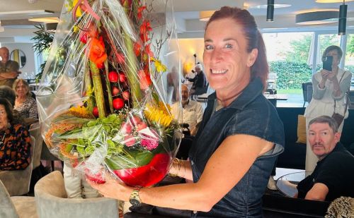 FELICITATIONS A NOTRE NOUVELLE DIRECTRICE!!!!! FELICITATIONS A NOTRE NOUVELLE DIRECTRICE!!!!!